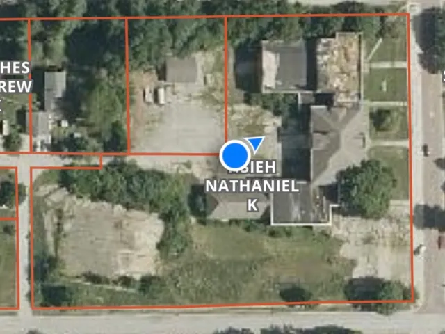 $250,000 | 300 South Main Street, Mount Carroll, IL 61053