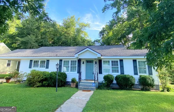 $1,695 | 215 Pennsylvania Avenue, Carrollton, GA 30117