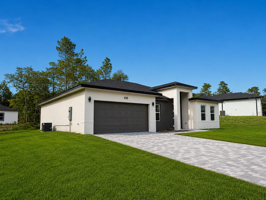 6311 Southwest 153rd Ln Road Ocala, FL 34473 - Photo 3 of 30