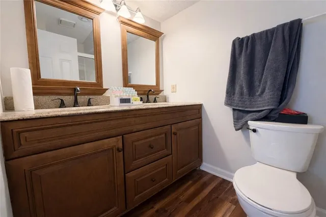 $175,000 | 12722 West 110th Terrace, Overland Park, KS 66210