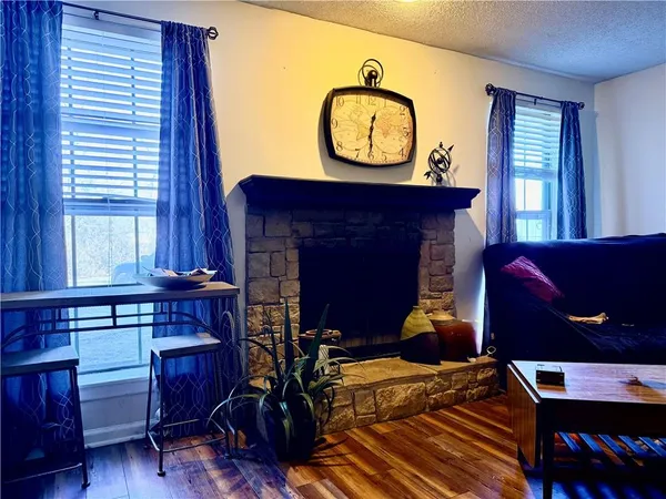 $175,000 | 12722 West 110th Terrace, Overland Park, KS 66210