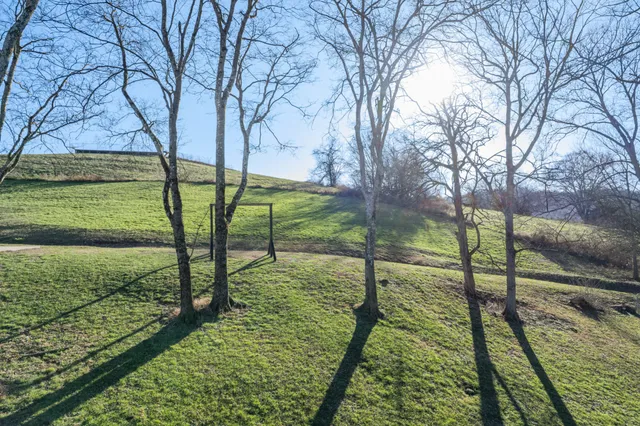 $375,000 | 204 Church Street, Petersburg, TN 37144