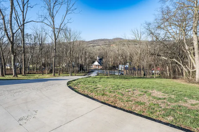 $375,000 | 204 Church Street, Petersburg, TN 37144