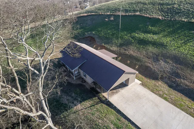 $375,000 | 204 Church Street, Petersburg, TN 37144