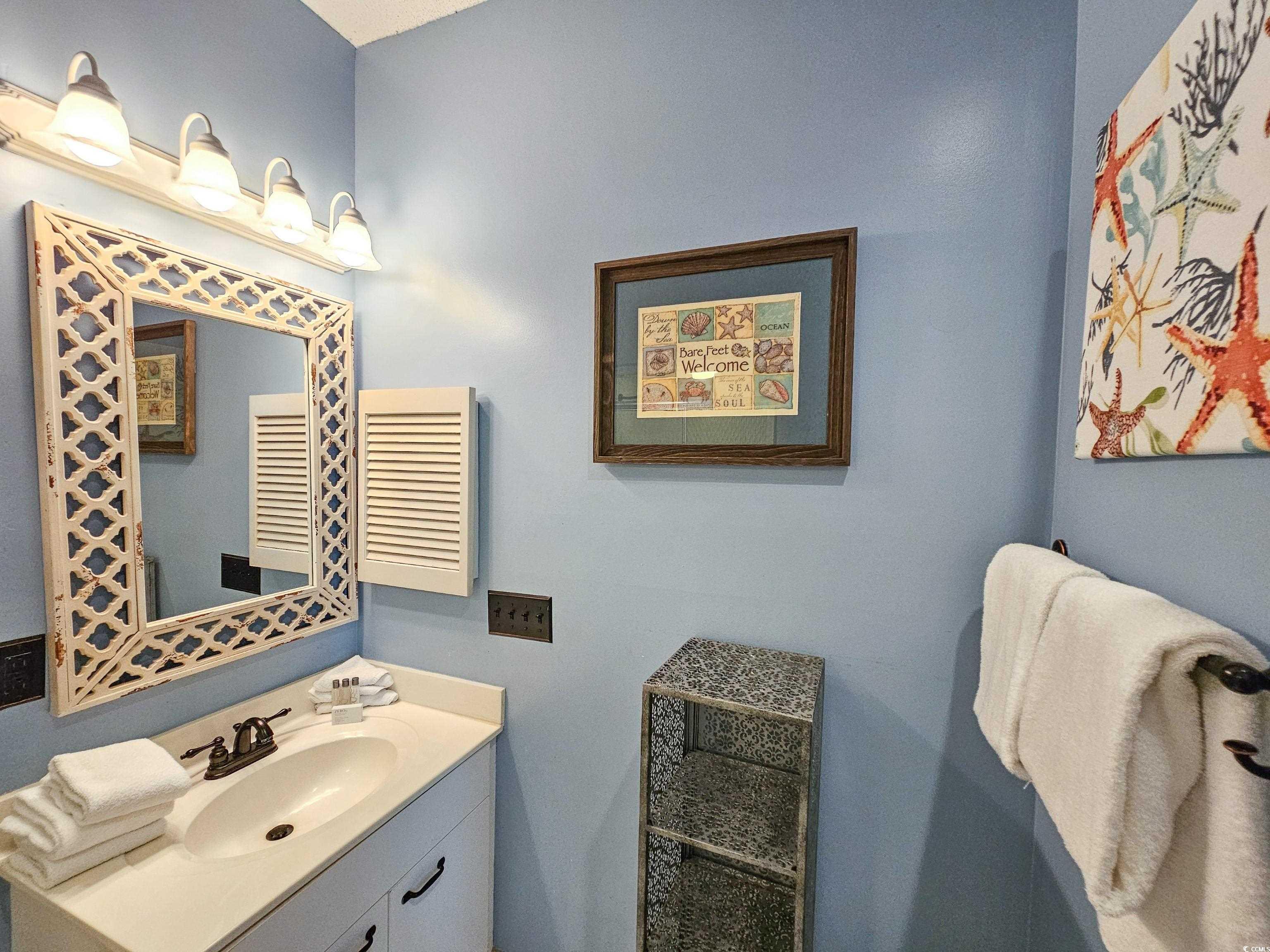 800 Castleford Circle, Unit 1E Myrtle Beach, SC 29572 - Photo 30 of 40 Bathroom featuring vanity