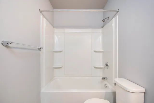 $299,900 | 709 Skyview Trail, Ionia, MI 48846