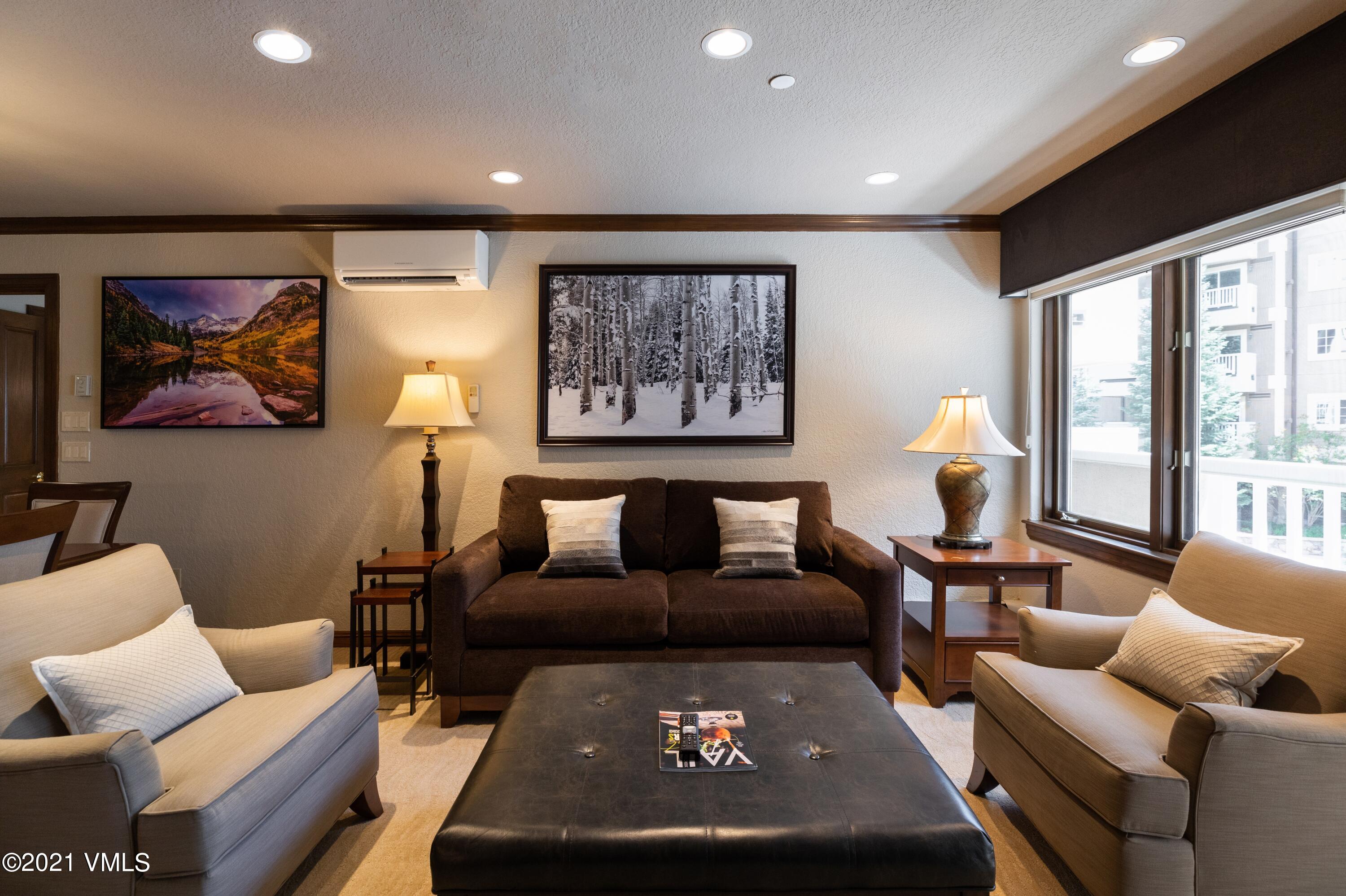 210 Offerson Road, Unit 115 INTERVAL 38 Beaver Creek, CO 81620 - Photo 33 of 37 st_james_place_interior_living_d