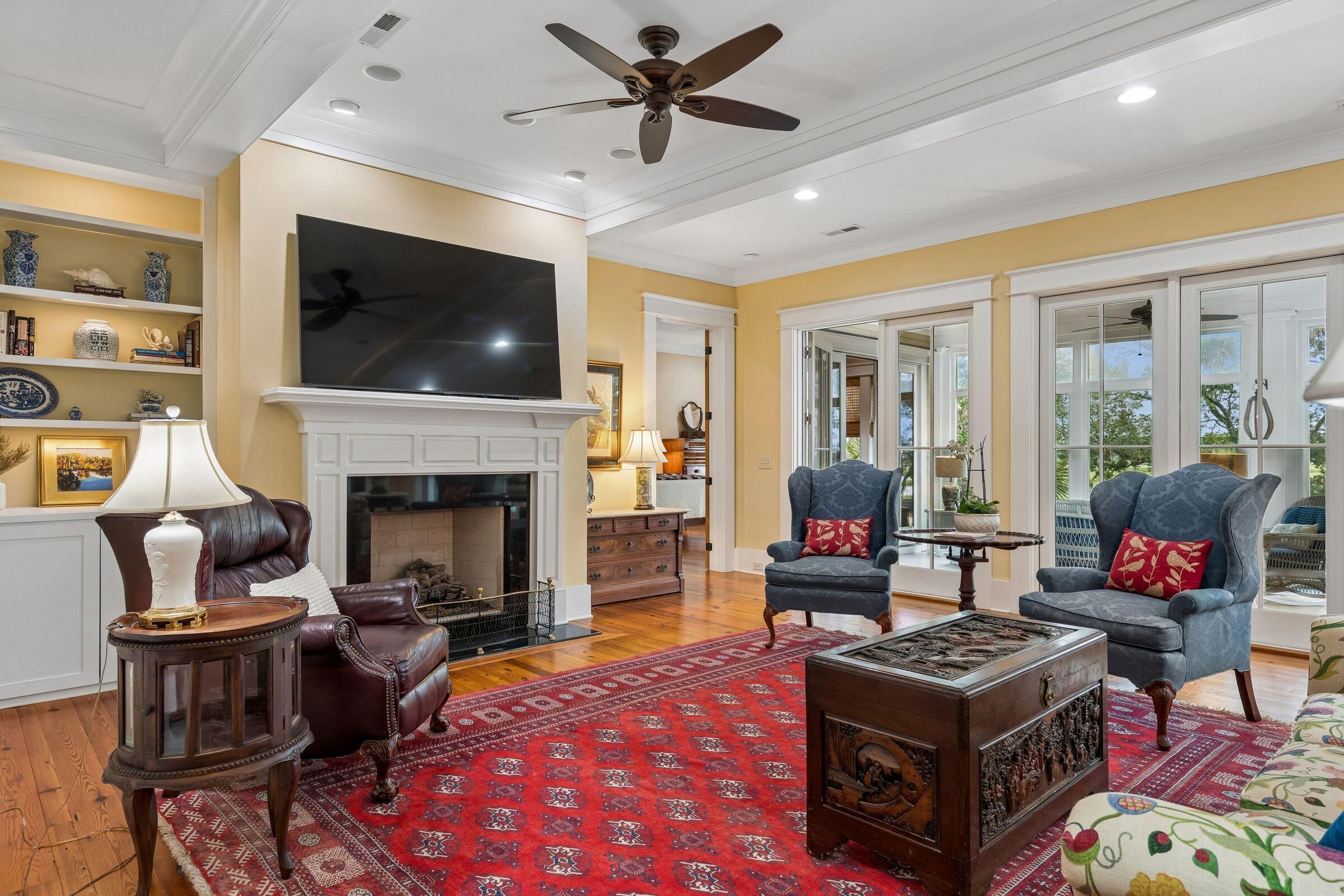 1896 Bowens Island Road Charleston, SC 29412 - Photo 20 of 93 1896BowensIslandRd-KeenEyeMarketing-019