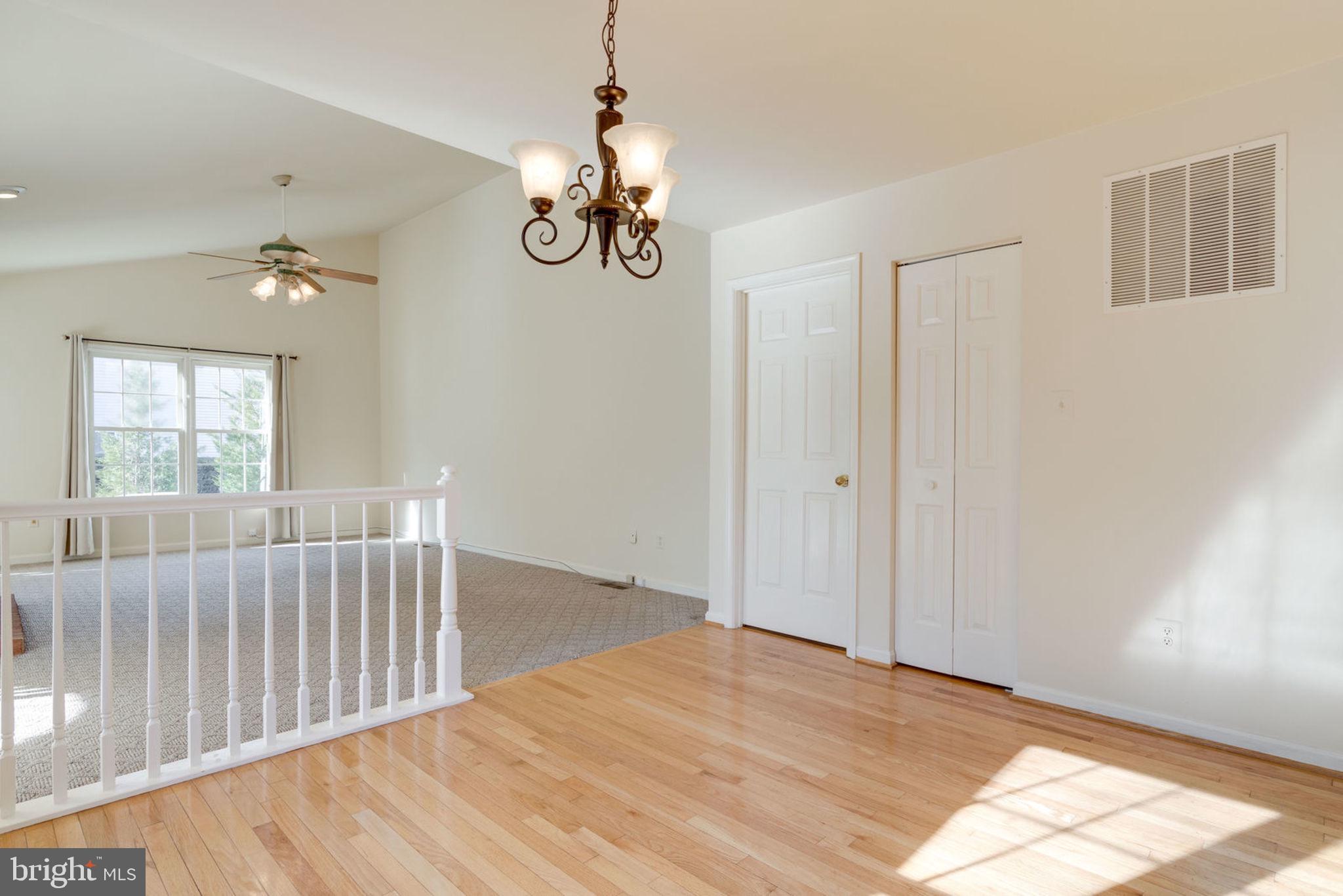 8111 Ridge Creek Way Springfield, VA 22153 - Photo 13 of 43 Eat-in Kitchen Nook Area