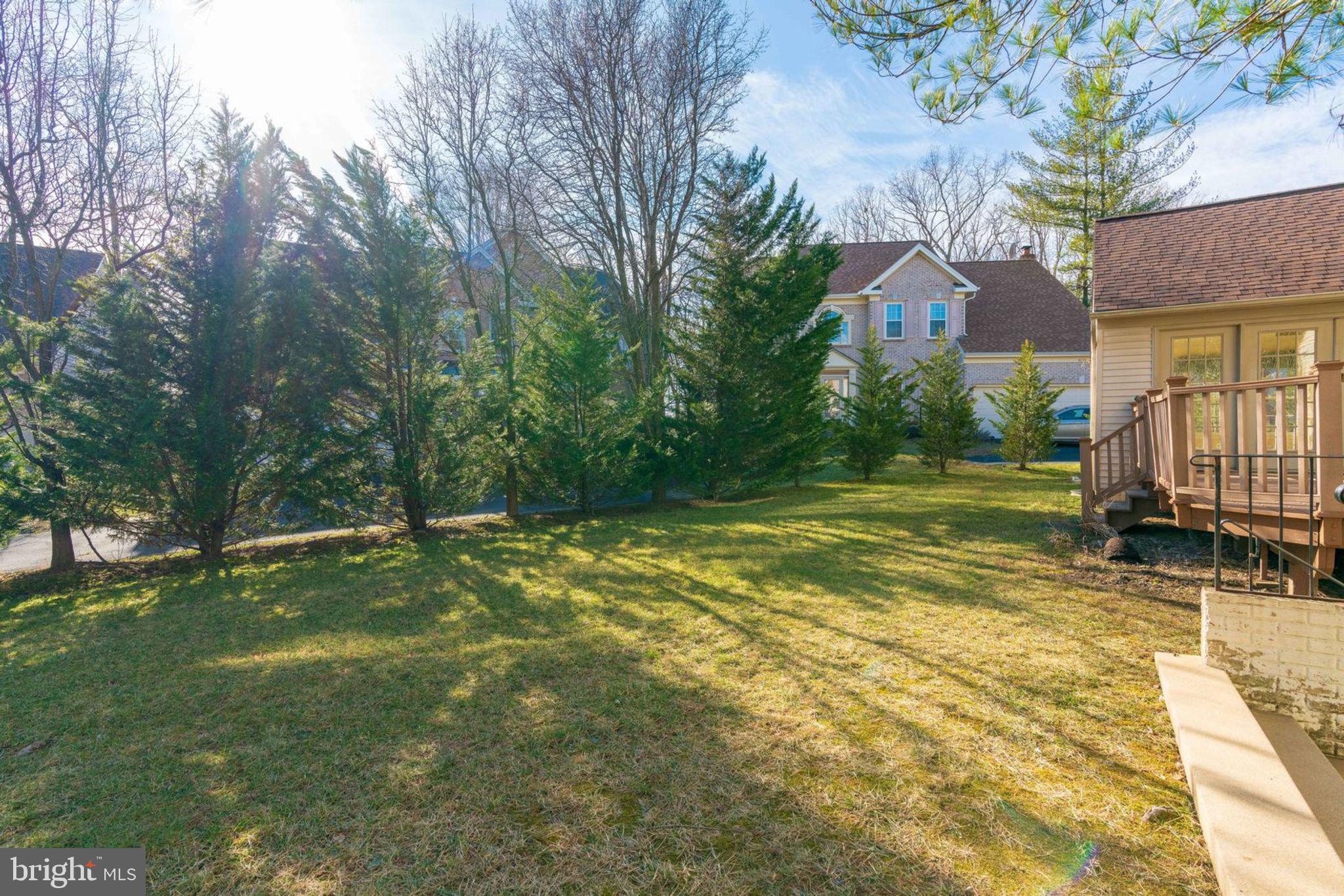 8111 Ridge Creek Way Springfield, VA 22153 - Photo 37 of 43 Private Back Yard