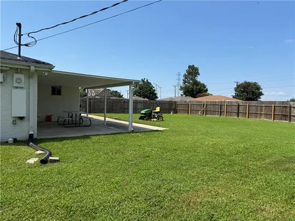 $240,000 | 225 Nutria Drive, Arabi, LA 70032