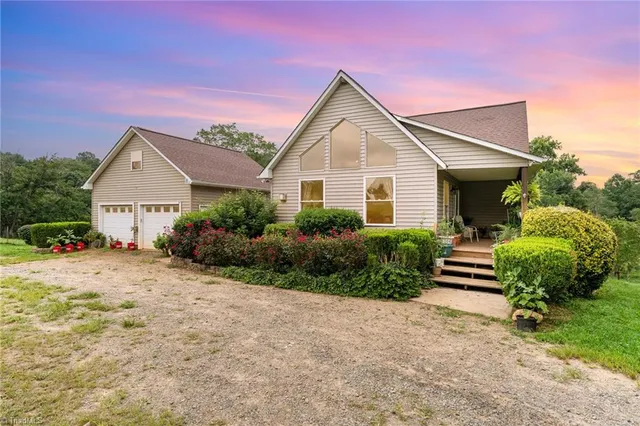 $535,000 | 1739 Roaring Gap Road, Thurmond, NC 28683