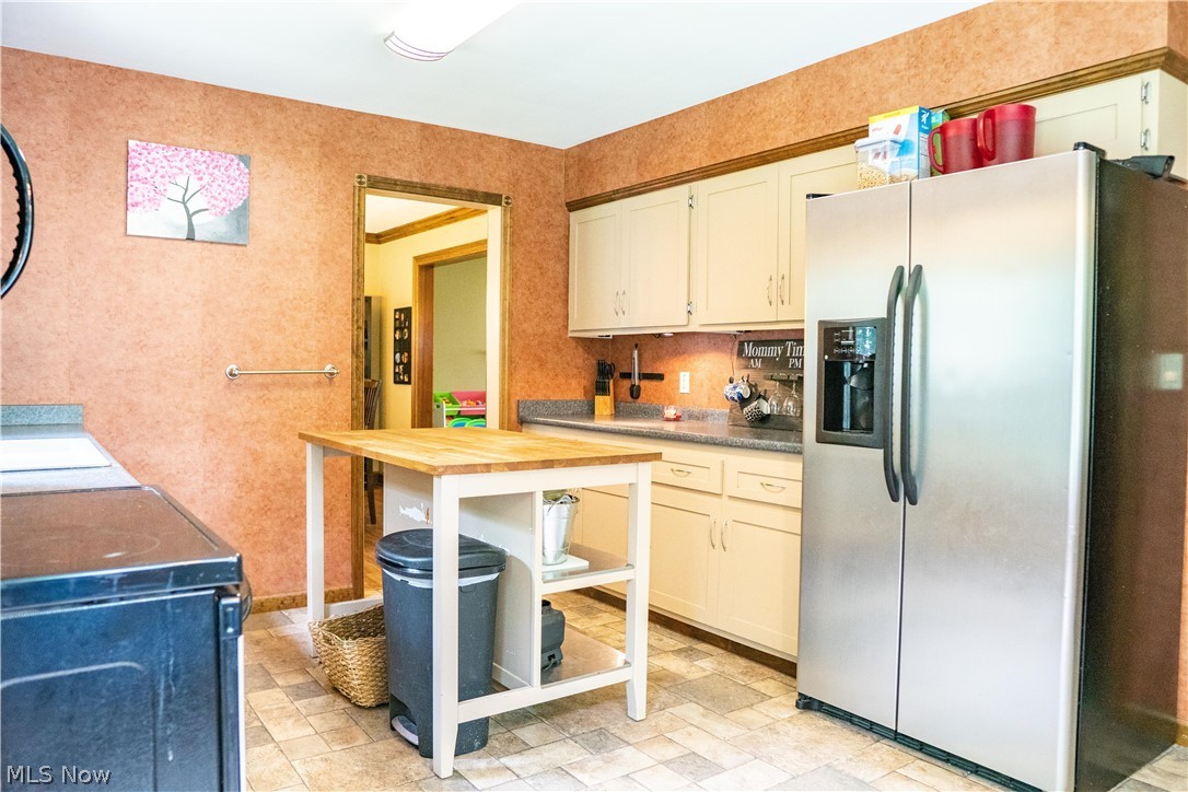 1739 Heather Road Madison, OH 44057 - Photo 11 of 28