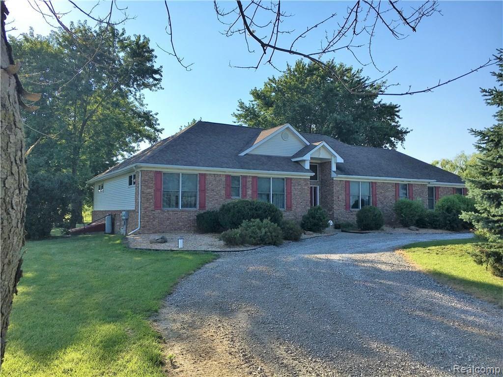 7333 Mentel Road Newport, MI 48166 - Photo 1 of 42 IMG_7338.JPG