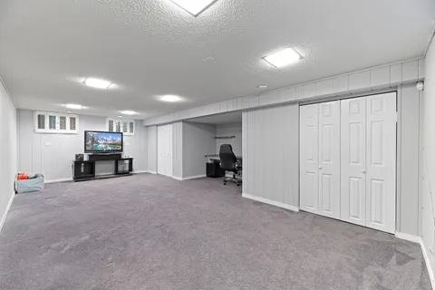 $750,000 | 31 Mulberry E Road, Deerfield, IL 60015