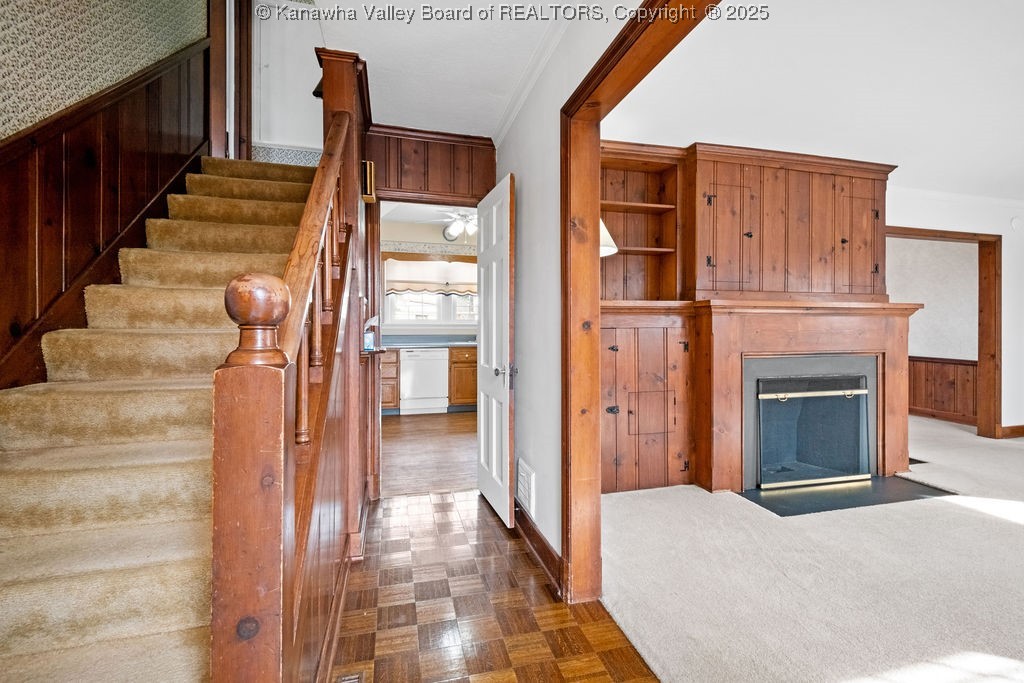 1203 Oakmont Road Charleston, WV 25314 - Photo 5 of 40 Gallery Image 5