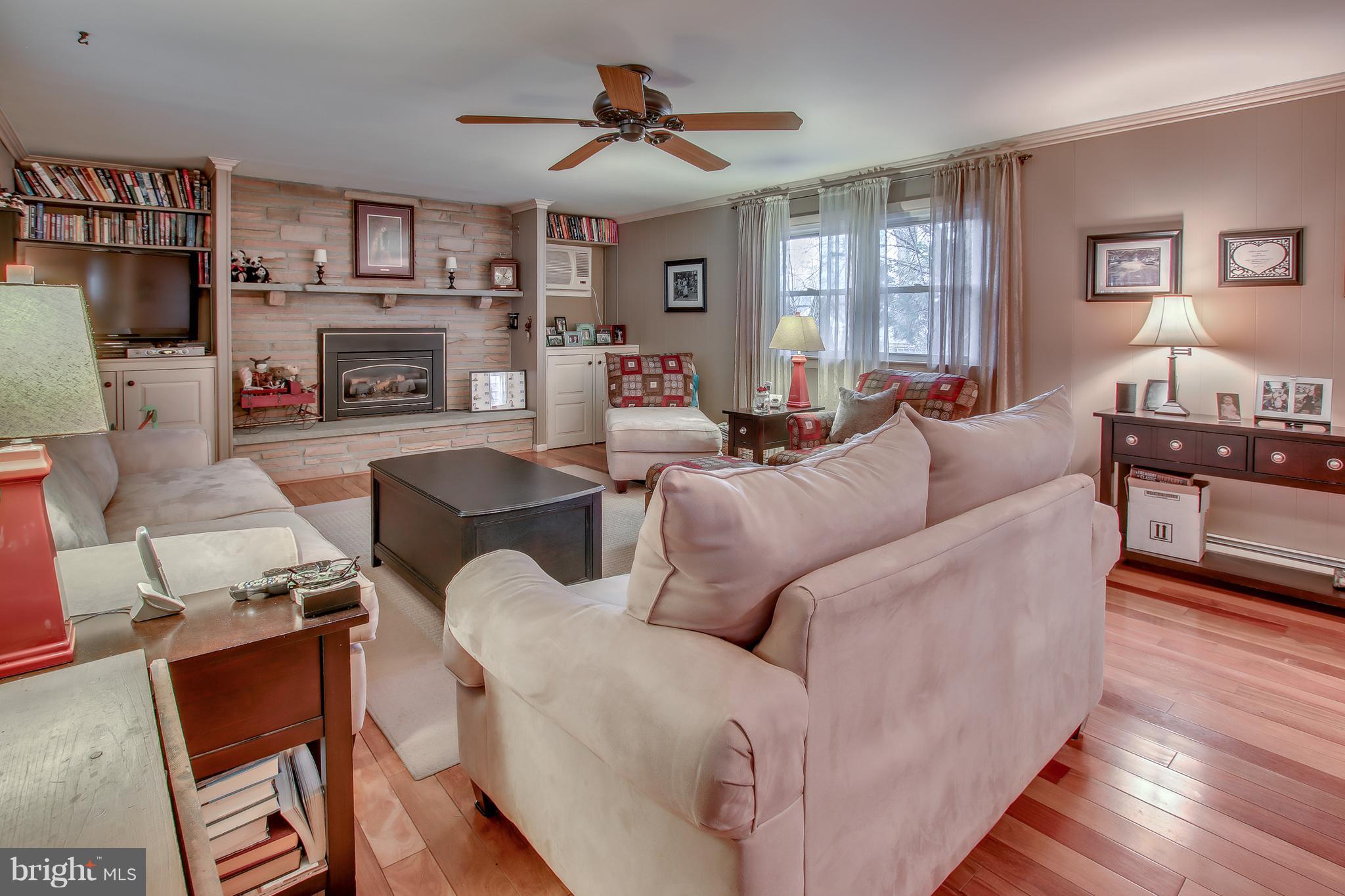 412 Abbott Road Hatboro, PA 19040 - Photo 18 of 39 Gallery Image 18