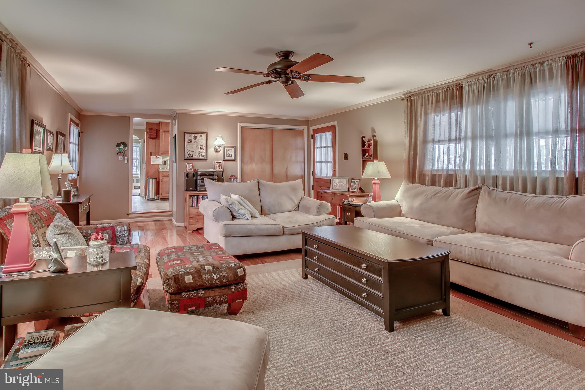 412 Abbott Road Hatboro, PA 19040 - Photo 19 of 39 Gallery Image 19