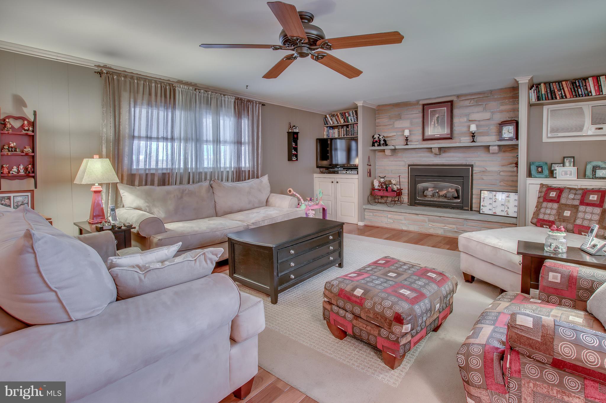 412 Abbott Road Hatboro, PA 19040 - Photo 20 of 39 Gallery Image 20
