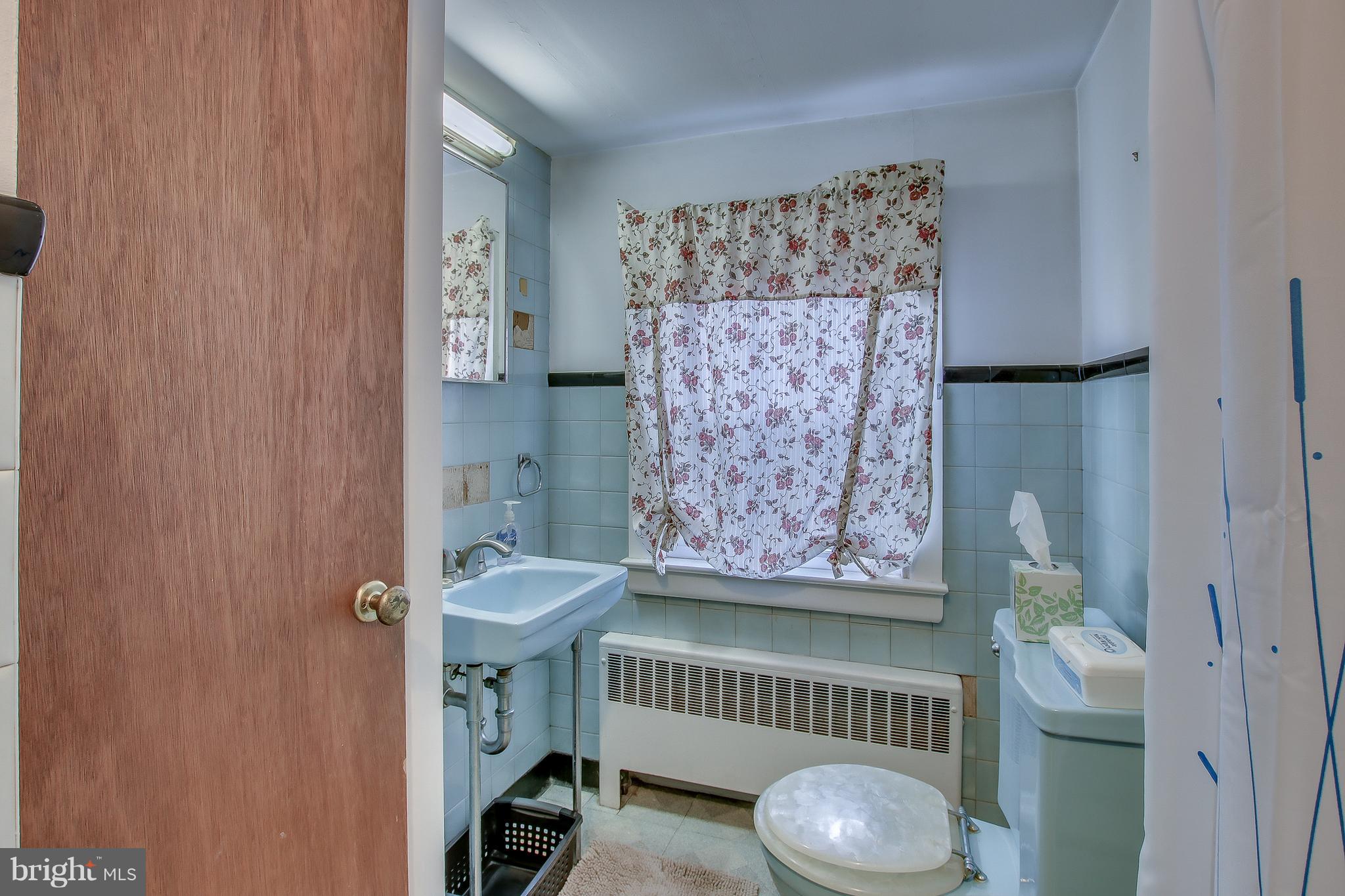 412 Abbott Road Hatboro, PA 19040 - Photo 26 of 39 Gallery Image 26