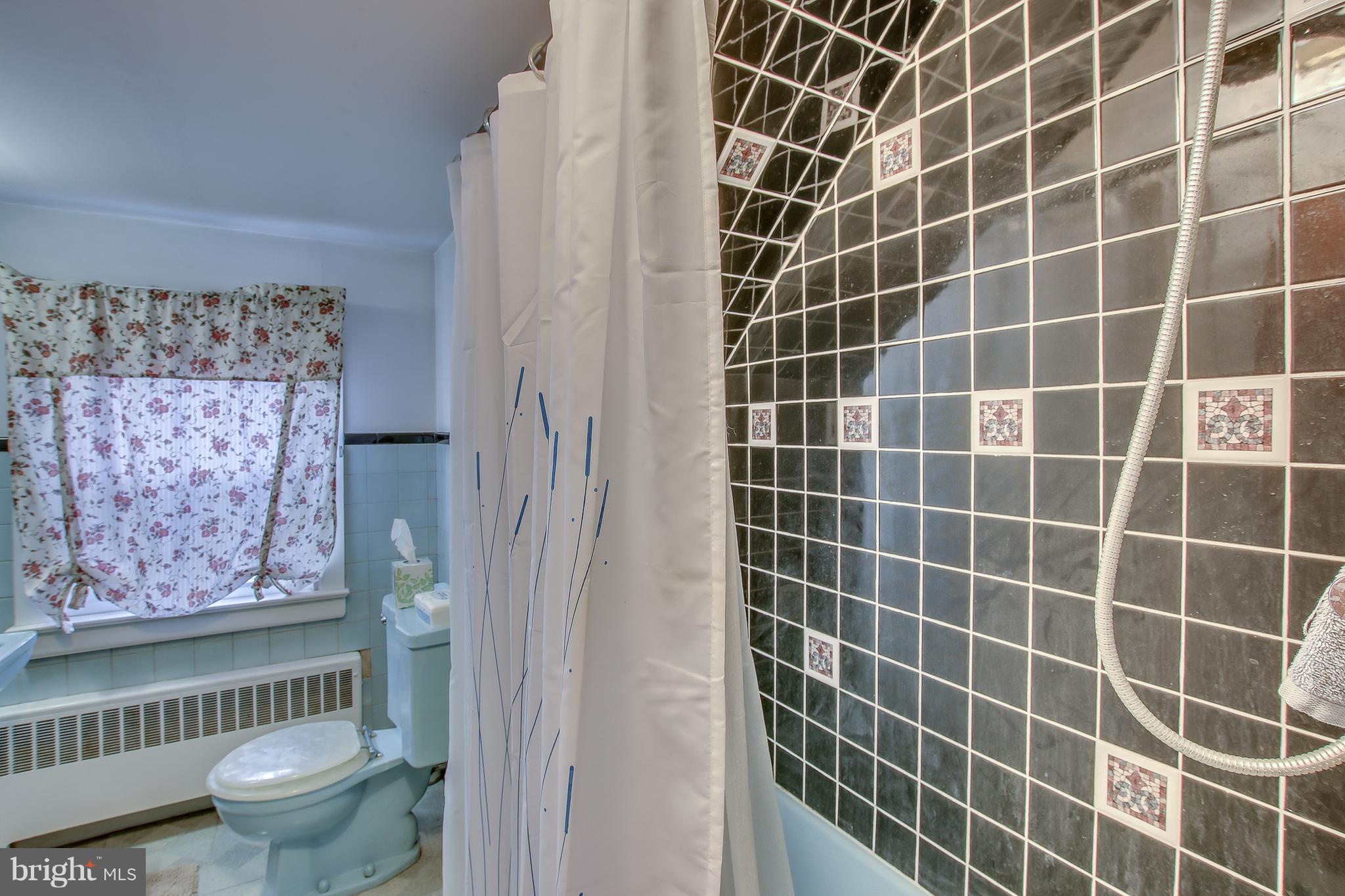 412 Abbott Road Hatboro, PA 19040 - Photo 28 of 39 Gallery Image 28
