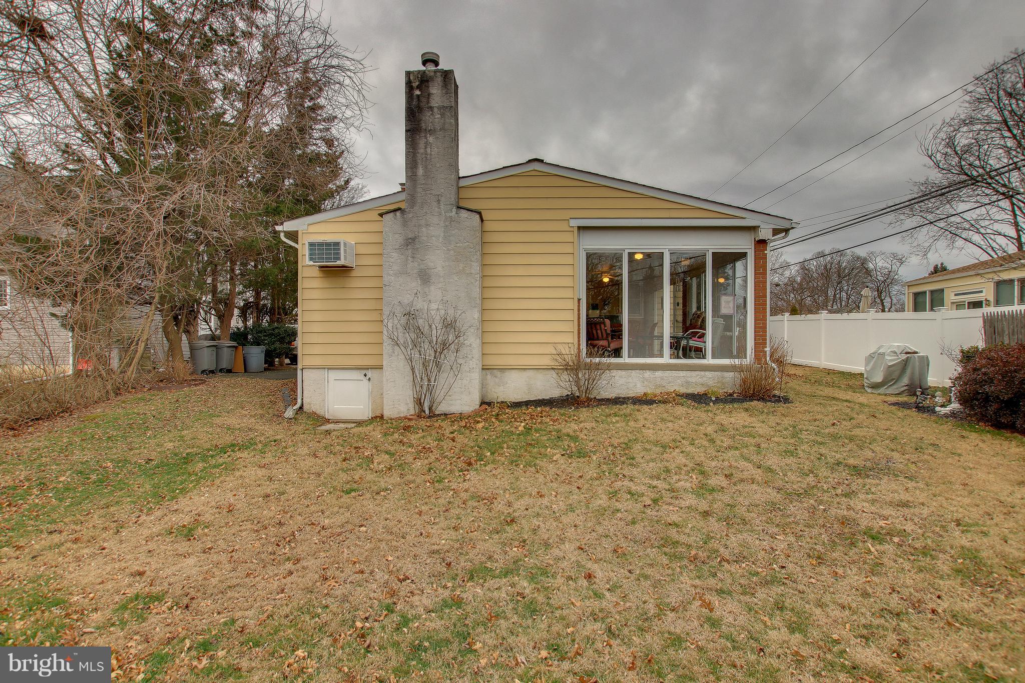 412 Abbott Road Hatboro, PA 19040 - Photo 6 of 39 Gallery Image 6