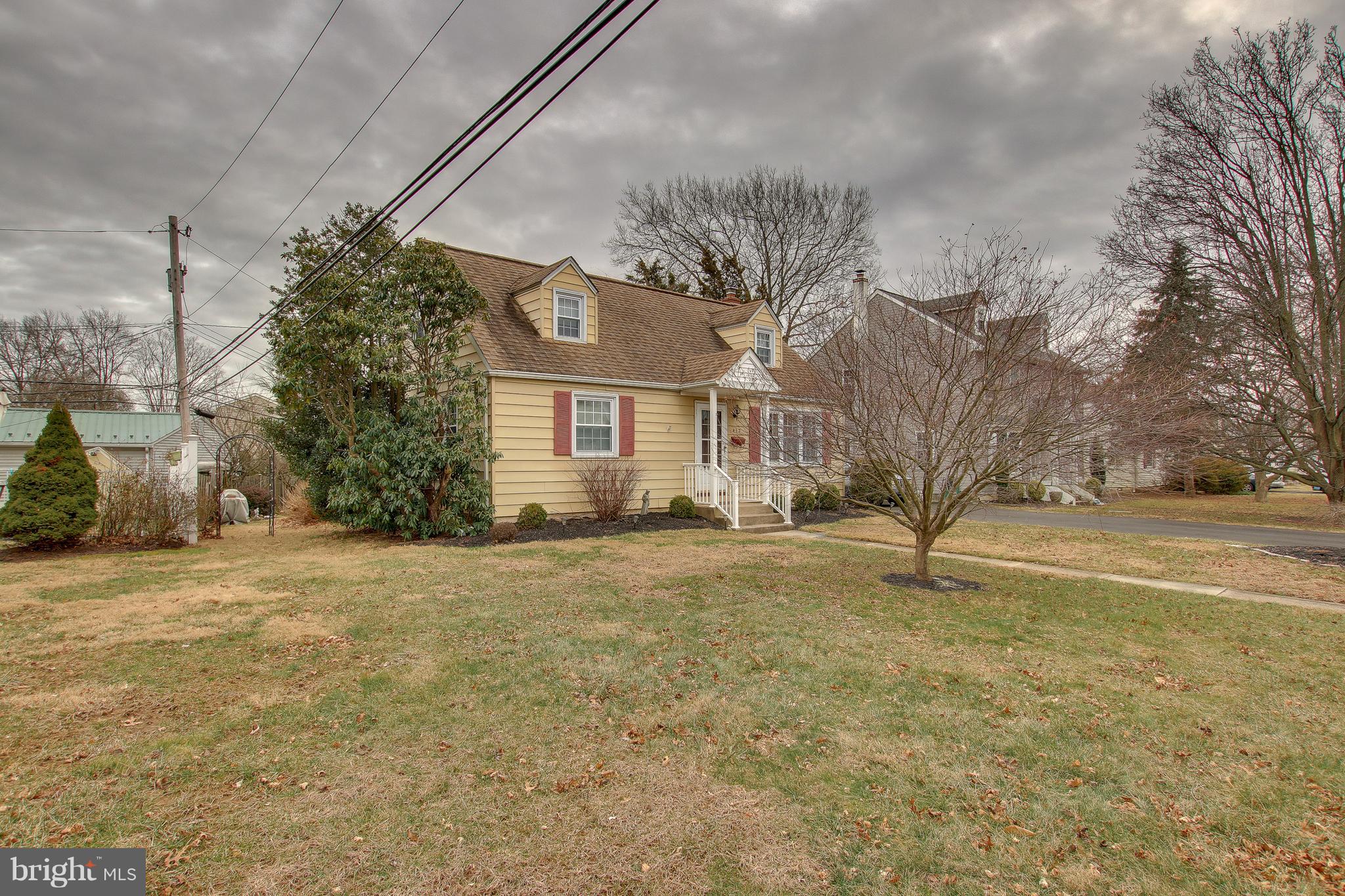 412 Abbott Road Hatboro, PA 19040 - Photo 7 of 39 Gallery Image 7