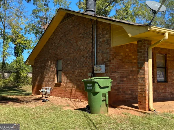 $1,000 | 129 Tanglewood Drive, Unit B, Monroe, GA 30656