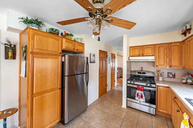 $399,900 | 3 Prestwick Avenue, Clifton Park, NY 12065