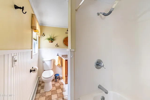 $399,900 | 3 Prestwick Avenue, Clifton Park, NY 12065