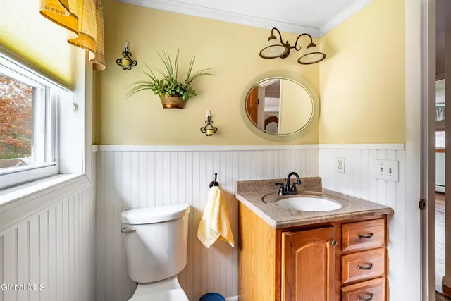 $399,900 | 3 Prestwick Avenue, Clifton Park, NY 12065