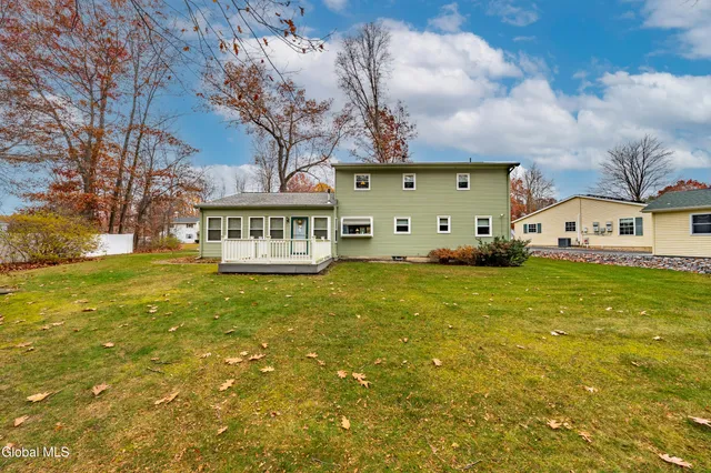 $399,900 | 3 Prestwick Avenue, Clifton Park, NY 12065