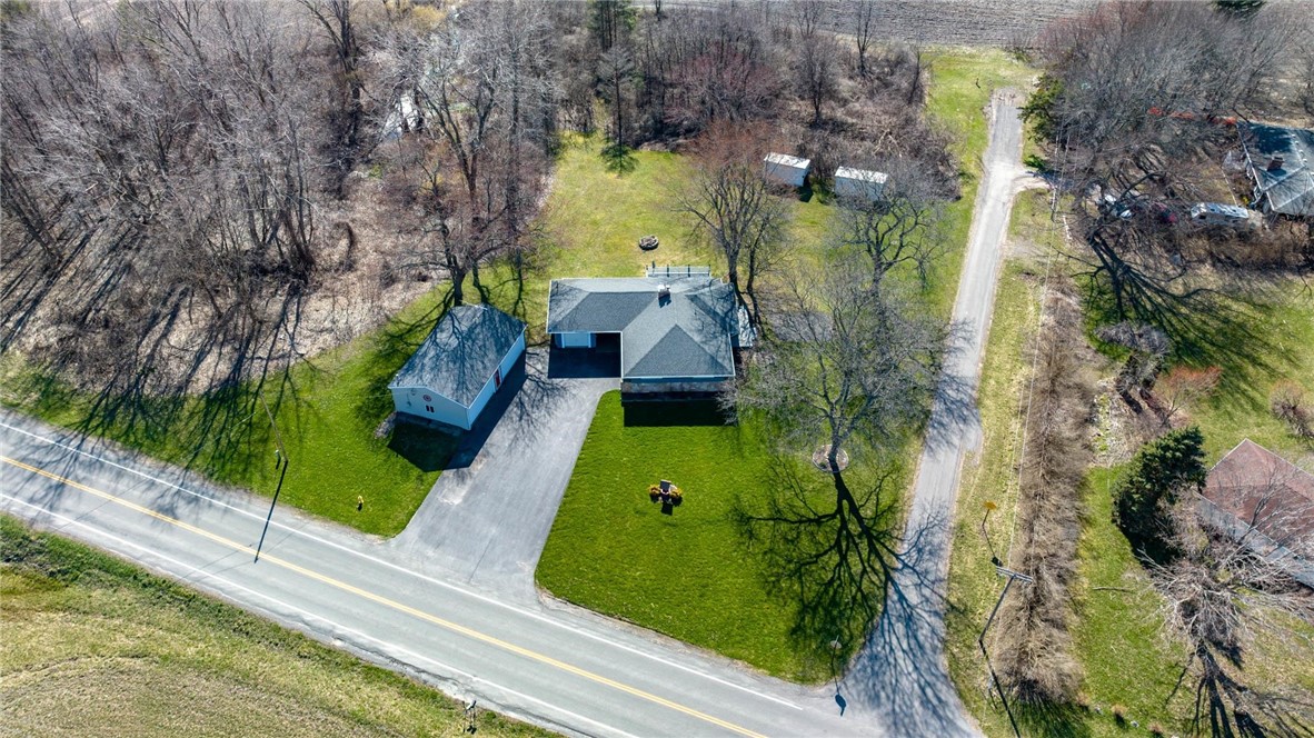 10634 Tinkham Road Darien, NY 14040 - Photo 5 of 26