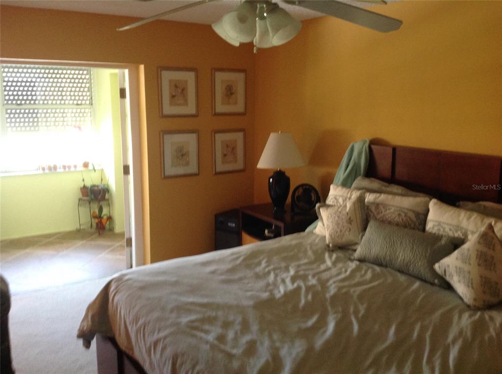 4575 Cove Circle, Unit 703 St. Petersburg, FL 33708 - Photo 8 of 12