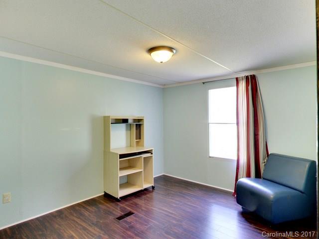 104 Potter Street Mill Spring, NC 28756 - Photo 8 of 21 Gallery Image 8