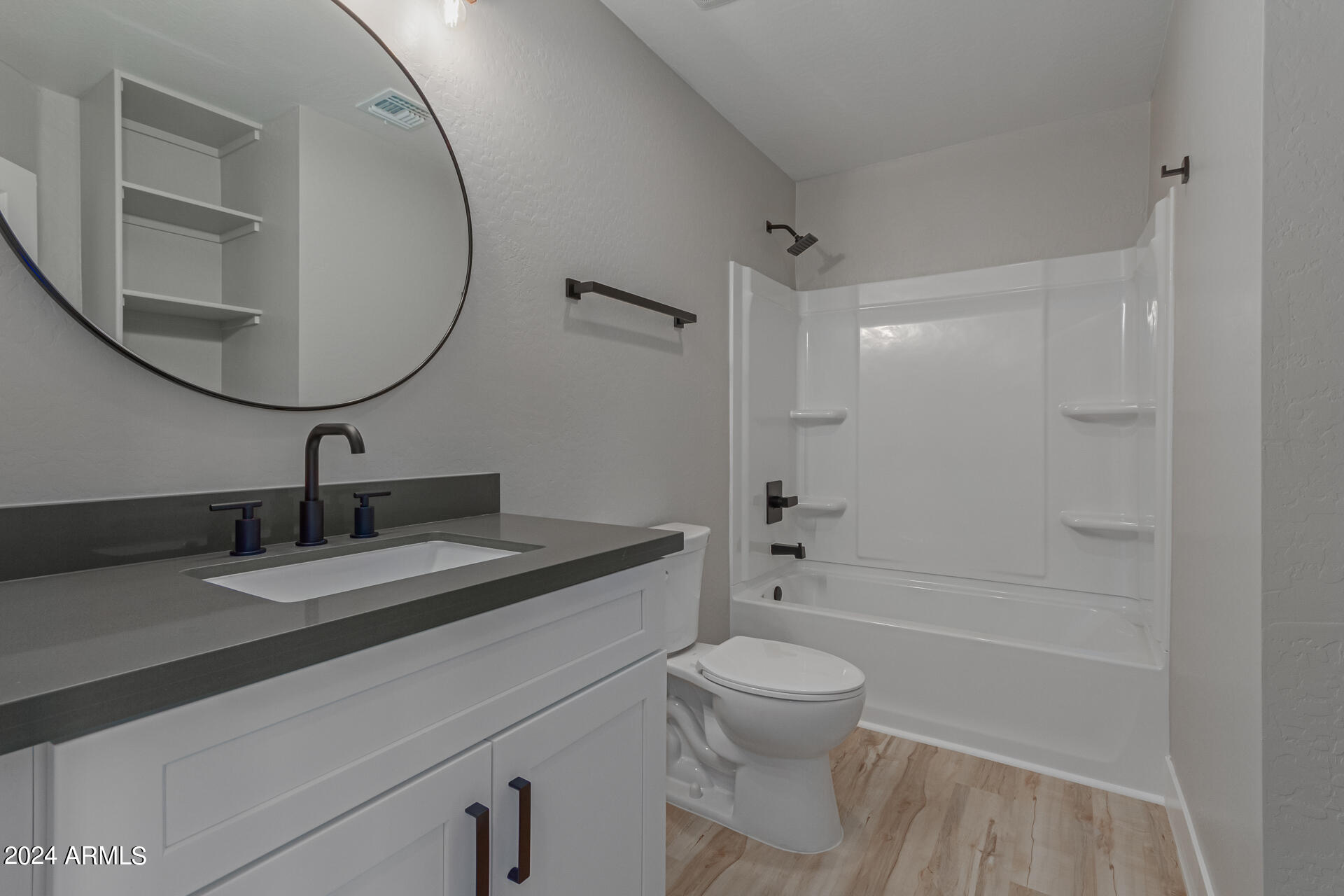 825 West Dobbins Road Phoenix, AZ 85041 - Photo 20 of 62 21 - Dobbins