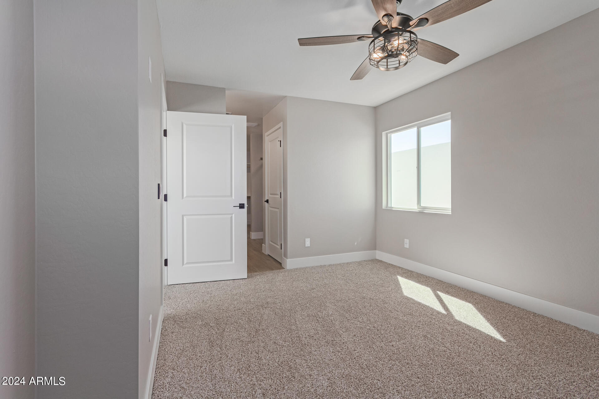825 West Dobbins Road Phoenix, AZ 85041 - Photo 27 of 62 18 - Dobbins