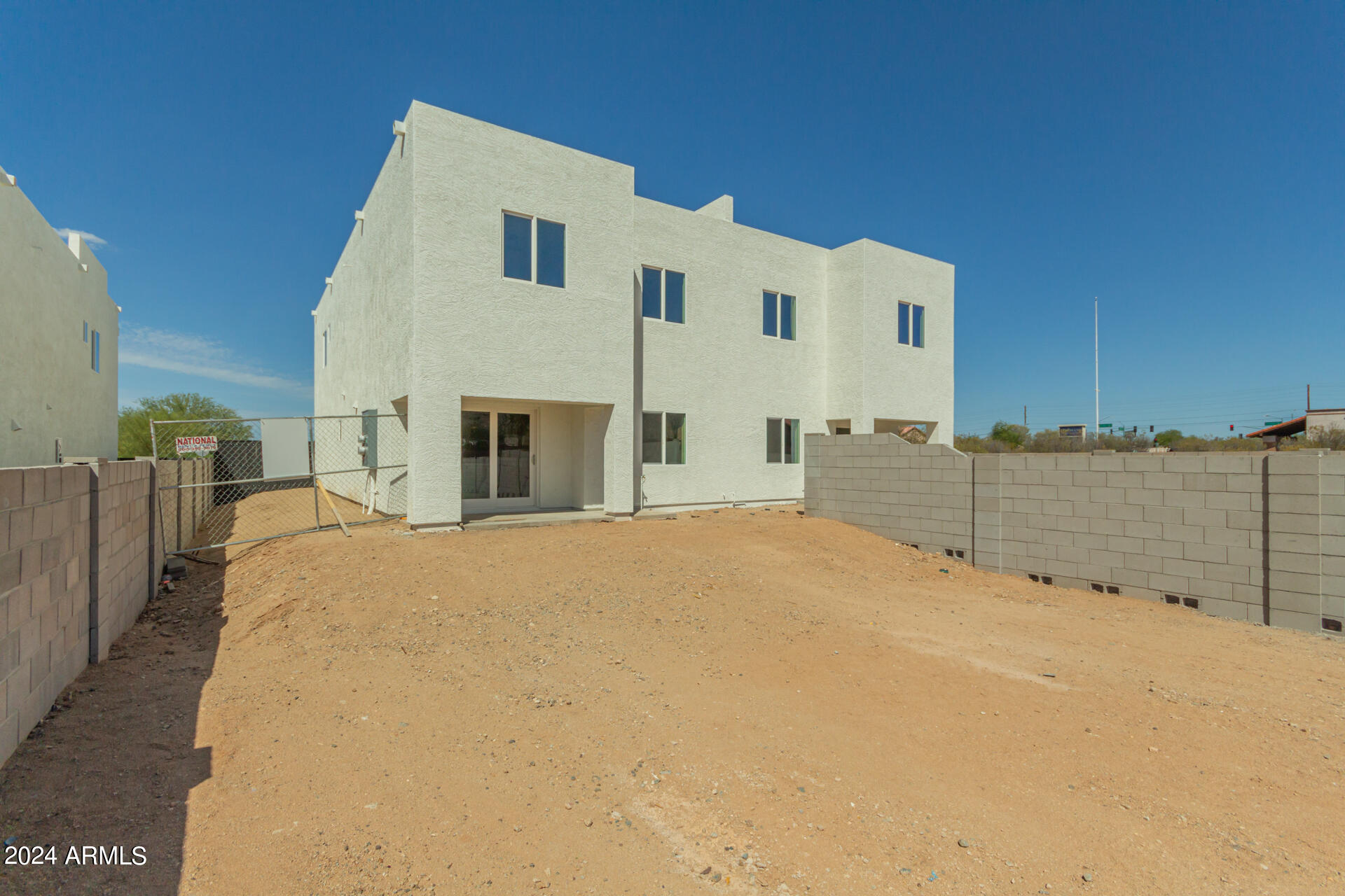 825 West Dobbins Road Phoenix, AZ 85041 - Photo 34 of 62 34 - Dobbins