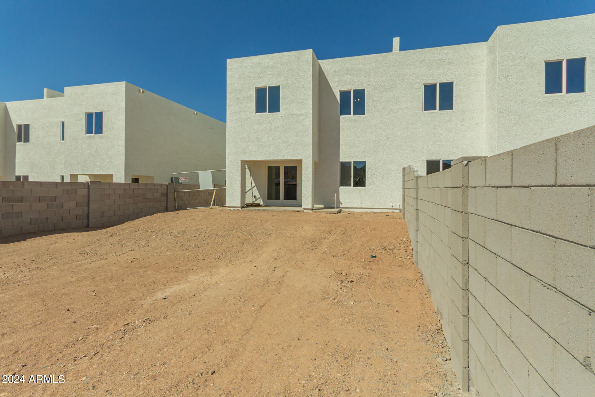 825 West Dobbins Road Phoenix, AZ 85041 - Photo 41 of 62 32 - Dobbins
