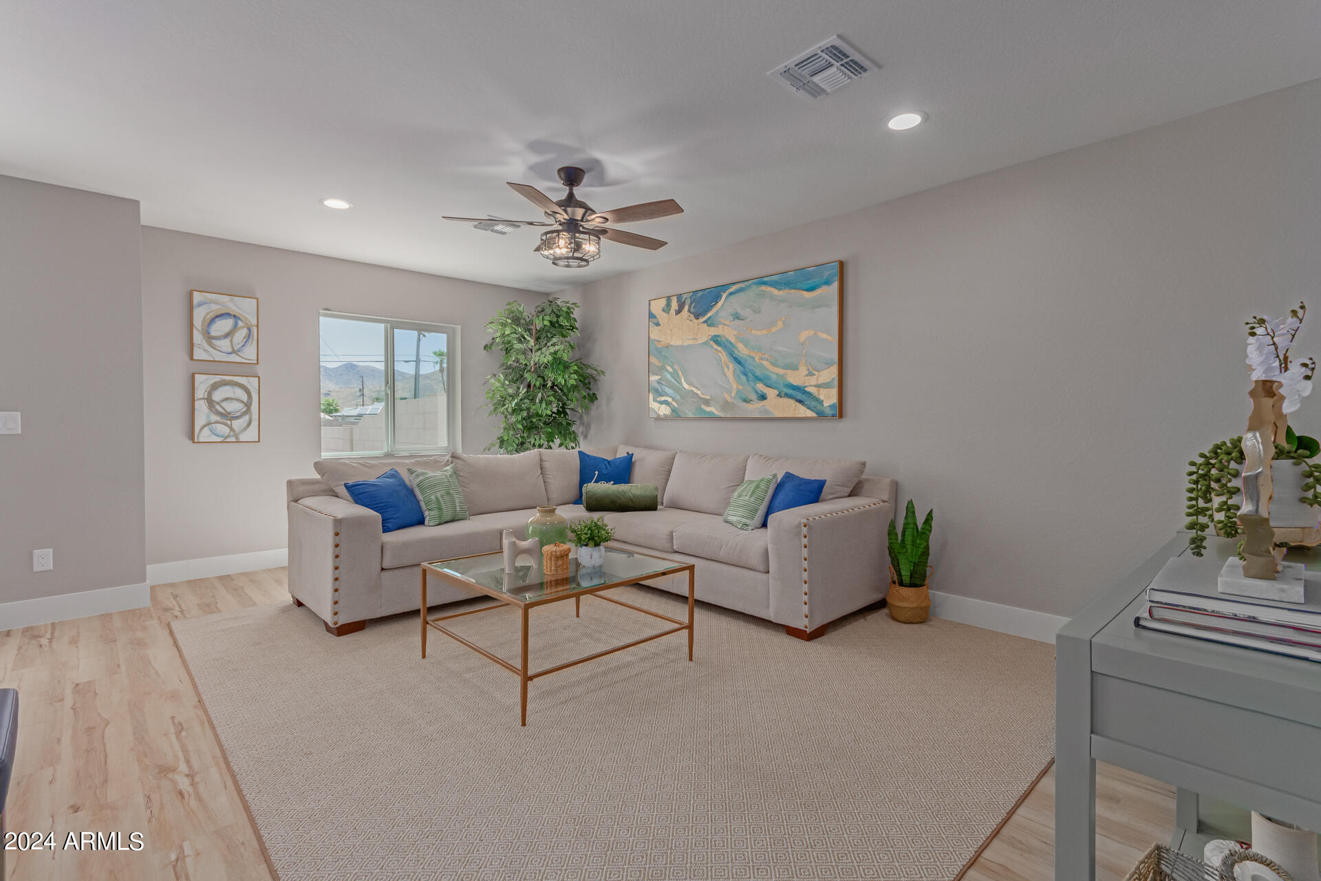 825 West Dobbins Road Phoenix, AZ 85041 - Photo 7 of 62 05 - Dobbins