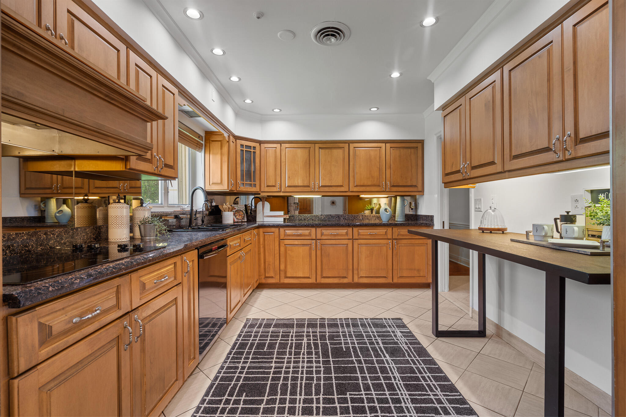 57 Cayuga Road Sea Ranch Lakes, FL 33308 - Photo 7 of 79 Kitchen