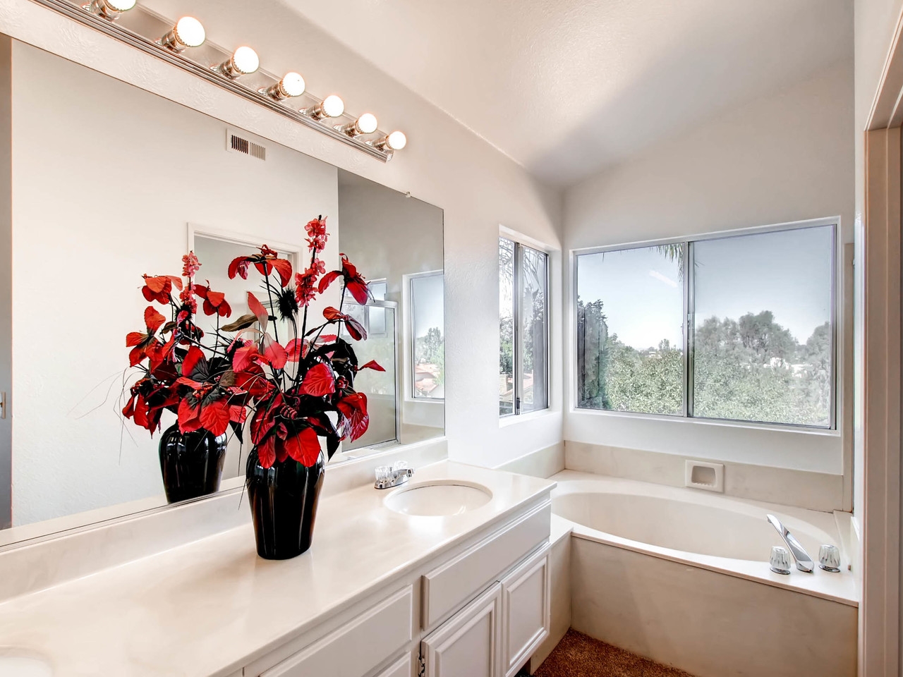 1508 Promontory Ridge Way Vista, CA 92081 - Photo 14 of 23