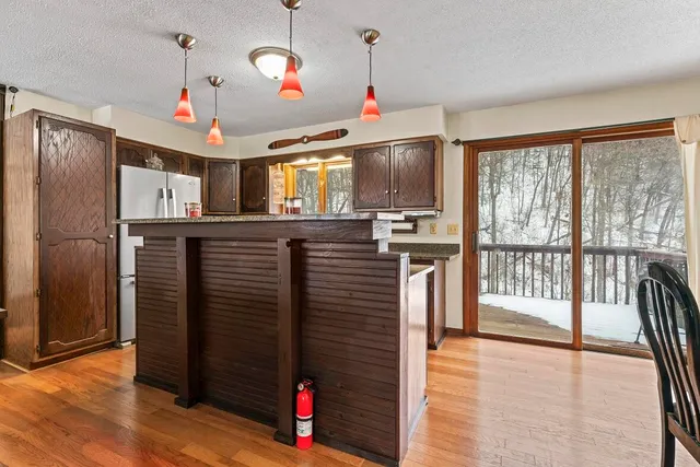 $599,000 | 28890 County 25 South, Peterson, MN 55962