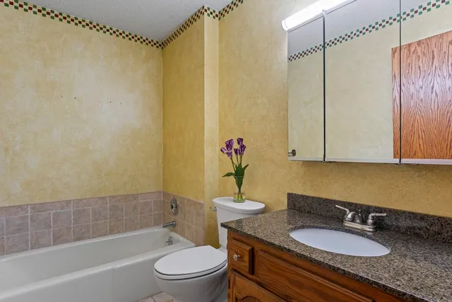 $599,000 | 28890 County 25 South, Peterson, MN 55962