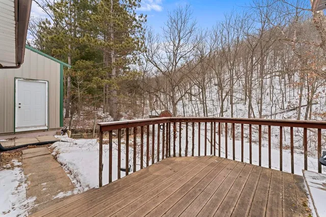 $599,000 | 28890 County 25 South, Peterson, MN 55962