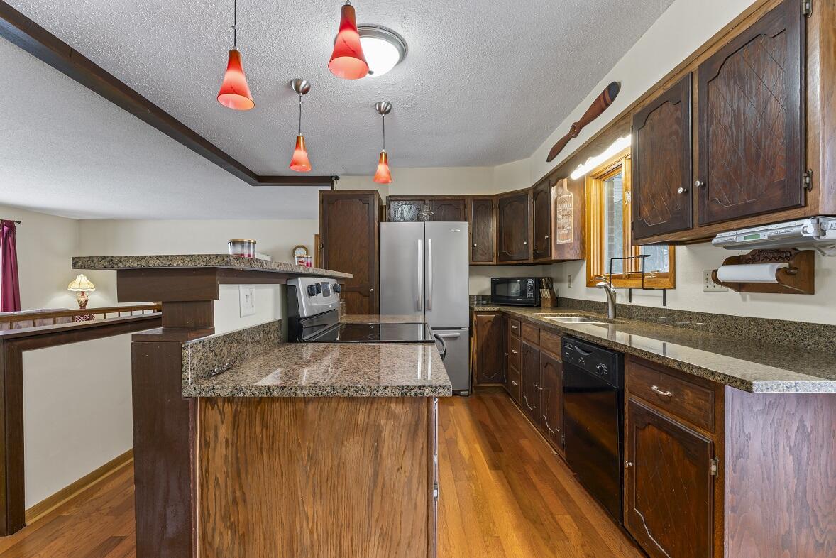 28890 County 25 South Peterson, MN 55962 - Photo 6 of 91 photos_high_resolution_DSC09576