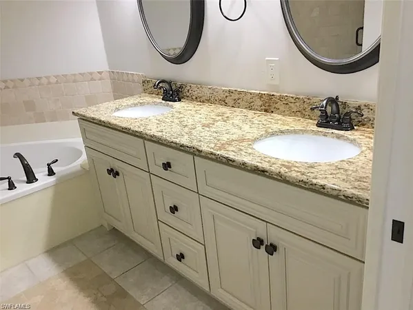 $3,150 | 2200 Arielle Drive, Unit 1005, Naples, FL 34109