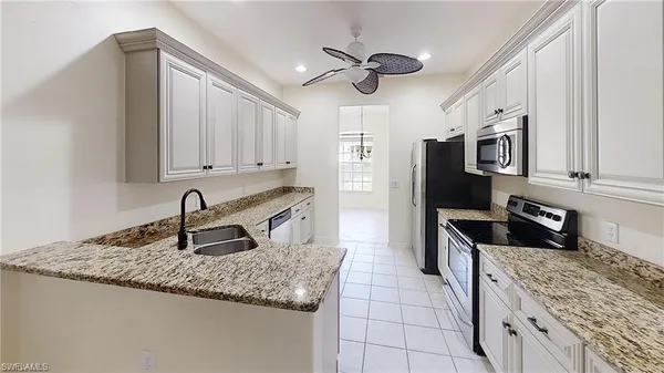 $3,150 | 2200 Arielle Drive, Unit 1005, Naples, FL 34109