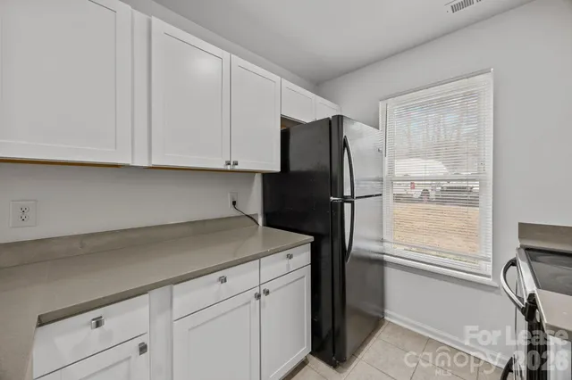 $1,450 | 4051 Briarhill Drive, Charlotte, NC 28215