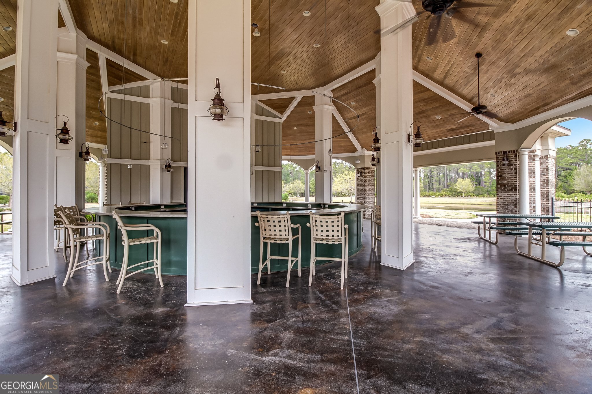 302 South Point Boulevard St. Marys, GA 31558 - Photo 14 of 18 a view of outdoor space with seating area